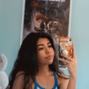 Meet your Posher, Kareli